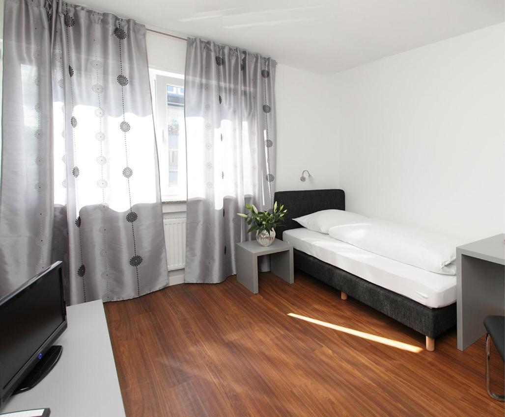 Pension Arkade Hotel Neckarsulm Exterior photo
